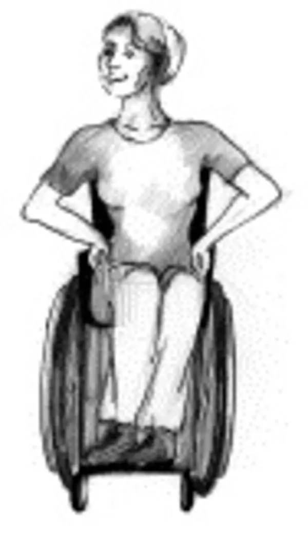 Eine Person sitzt im Rollstuhl