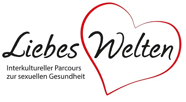 Schriftzug Liebes Welten um den Schriftzug welten herum ein rotes Herz und unter Liebes der Text interkultureller parcours zur sexuellen gesundheit