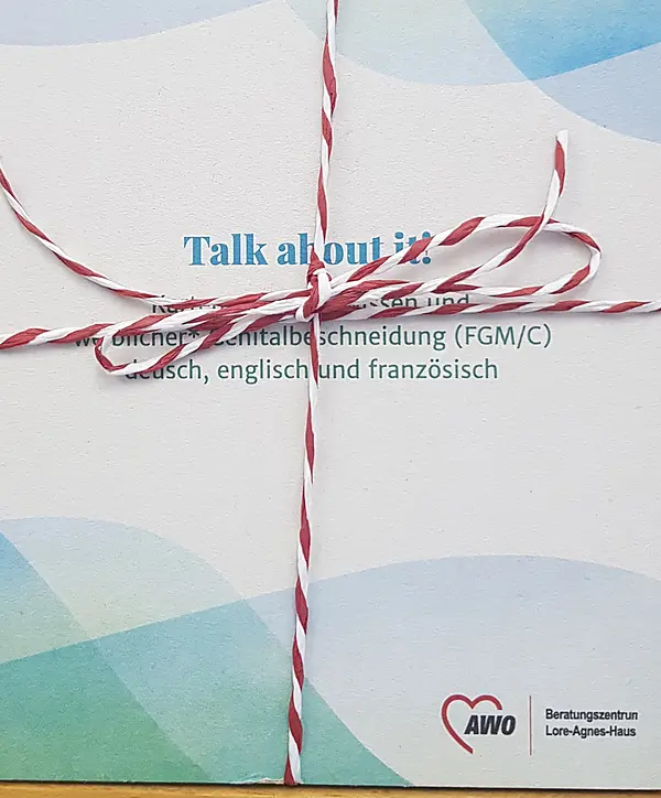 Satz Karten wie ein Paket verschnürt, TAk about ist